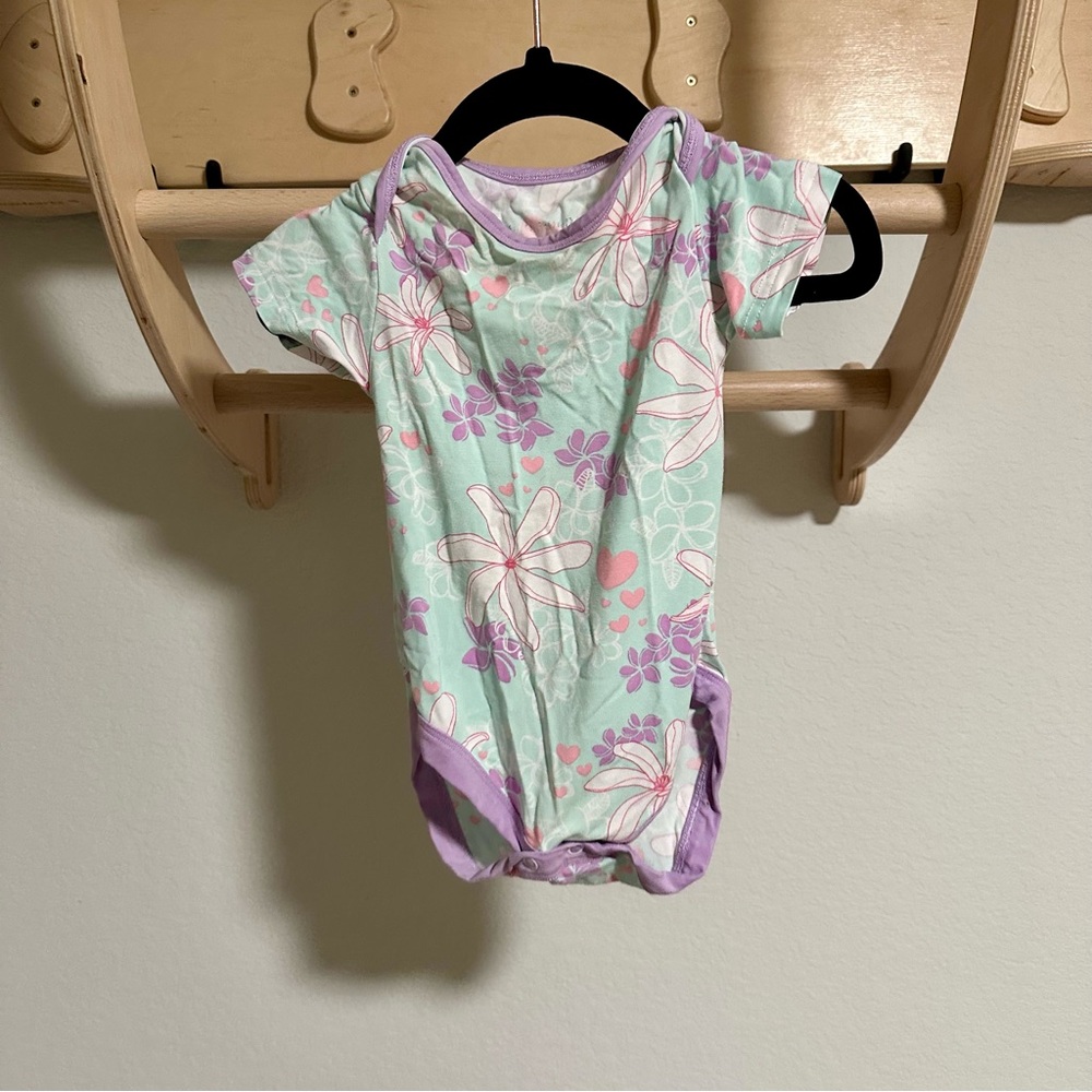 Cocomoon bamboo Tiare onesie